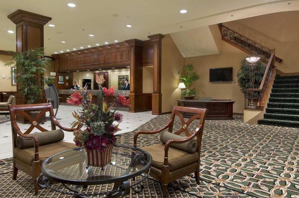 Travelodge By Wyndham Lafayette Bagian luar foto