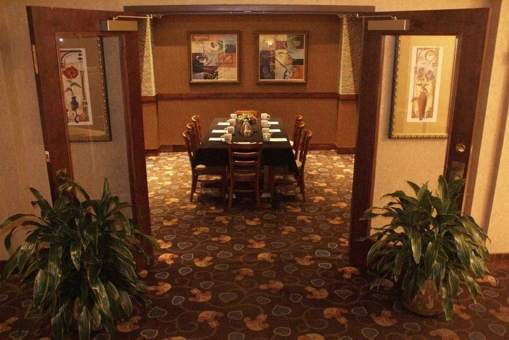 Travelodge By Wyndham Lafayette Bagian luar foto