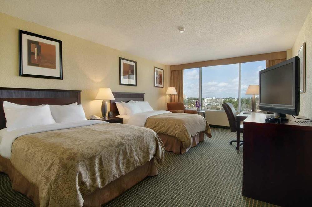 Travelodge By Wyndham Lafayette Bagian luar foto