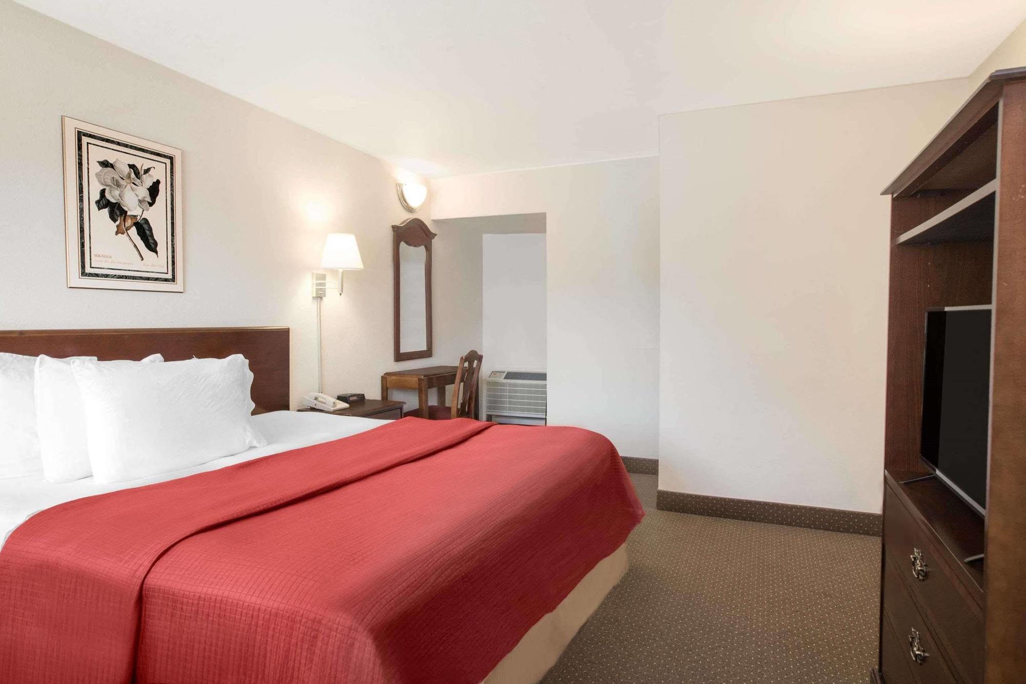 Travelodge By Wyndham Lafayette Bagian luar foto