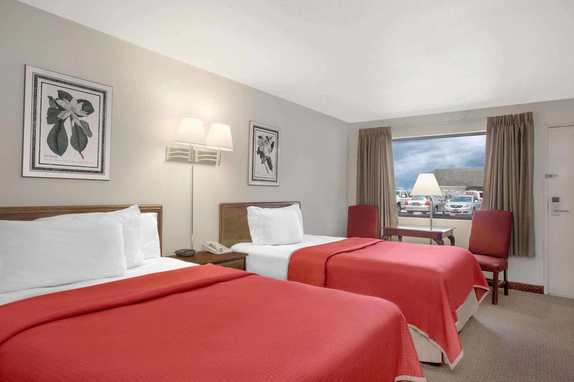 Travelodge By Wyndham Lafayette Bagian luar foto