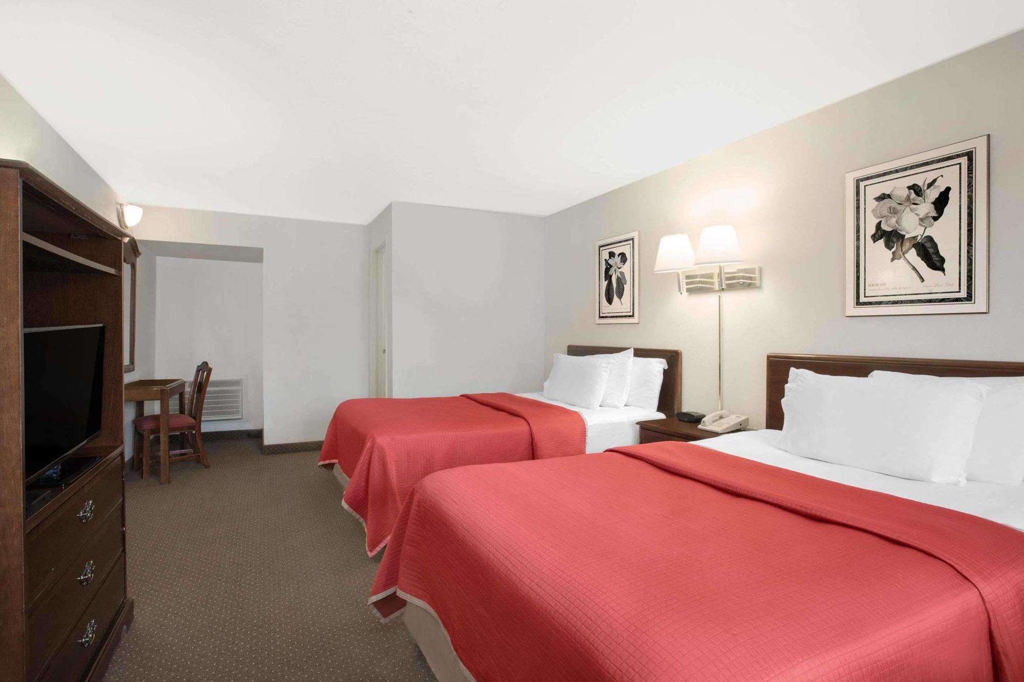 Travelodge By Wyndham Lafayette Bagian luar foto
